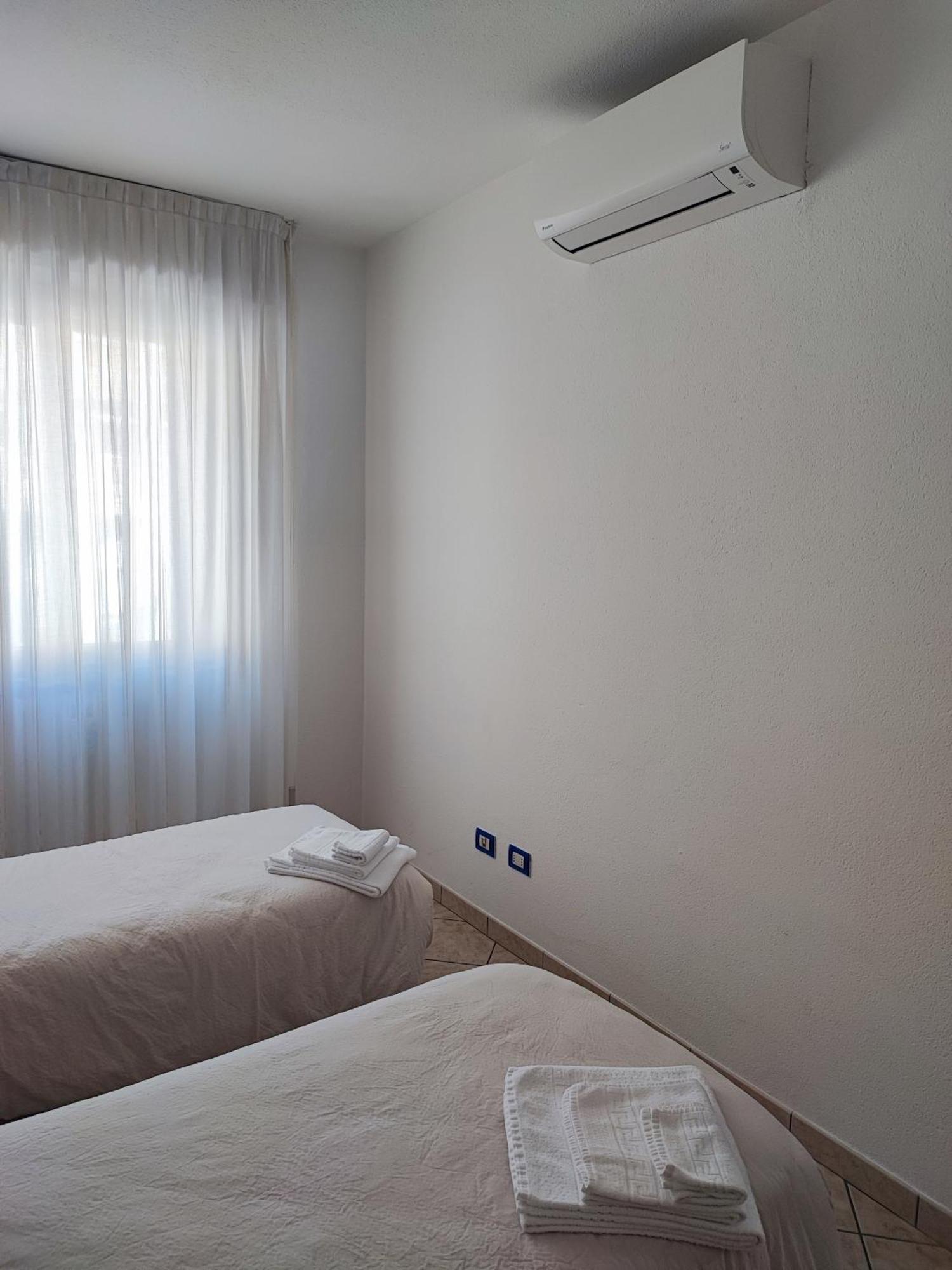 Il Girasole Apartment Tirano Bagian luar foto
